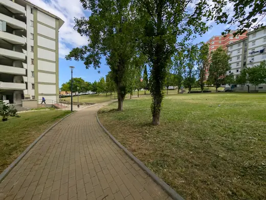 T4 para renovar no Bairro das Amendoeiras, em Marvila — 5