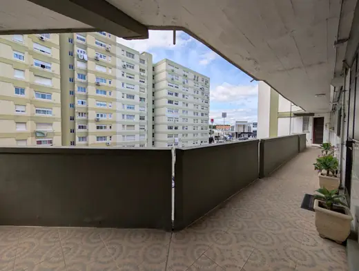 T4 para renovar no Bairro das Amendoeiras, em Marvila — 6